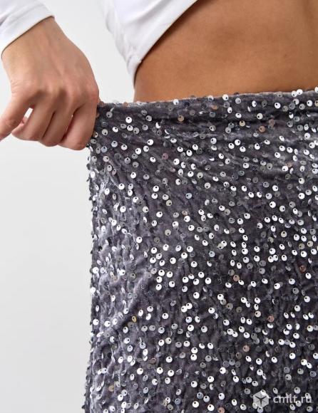 Мини-юбка с пайетками. Фото 3.