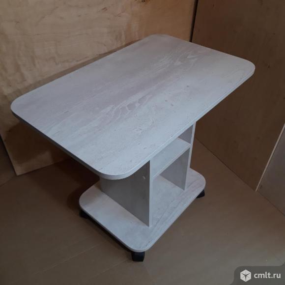 Журнальный столик. Фото 4.