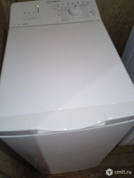 Стиральная машина Indesit. Фото 1.