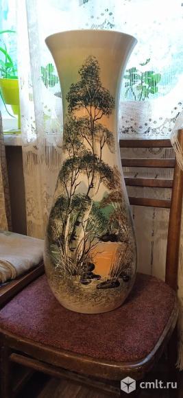 Ваза напольная. Фото 1.