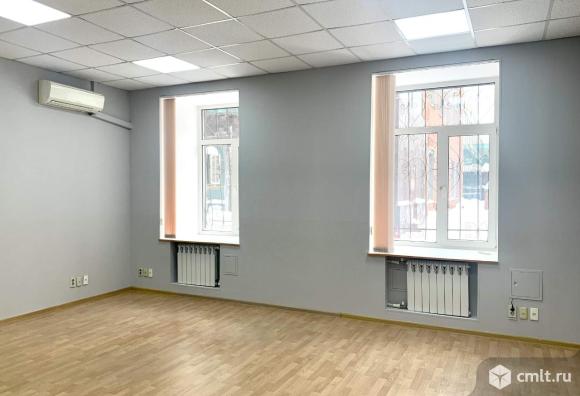 Аренда офиса 32,6 м2 в БЦ "На Басманной". Фото 1.