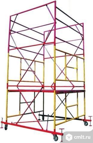 Для фасада и монтажа: леса ЛРСП-40, клин, хомут, вышки 2.0х2.0. Фото 1.