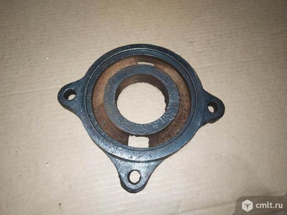 Основание для больших тисков. Фото 1.