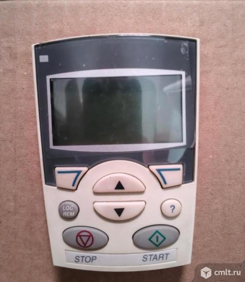 Панель управления ACS-CP-A для ACS355 ABB. Фото 1.