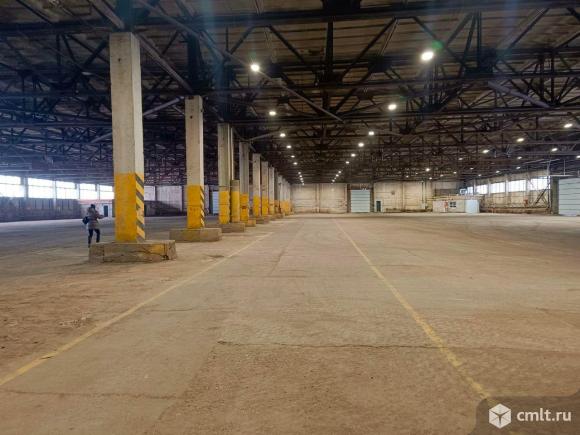 Склад / производственный цех, 6050 м2. Фото 1.