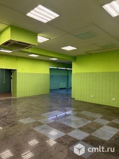 Торговое помещение 208.7 м2 в аренду. Фото 1.