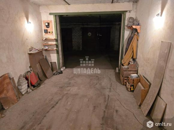 Капитальный гараж 21 кв. м. Фото 1.