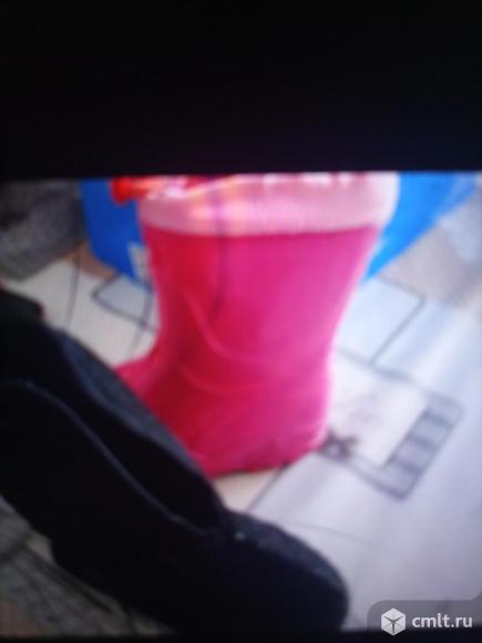 Сапожки резиновые для девочки.. Фото 6.