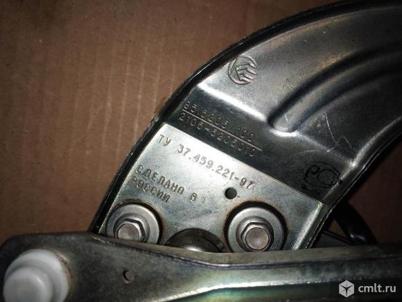 Трапеция дворников ваз 2107 в сборе. Фото 4.