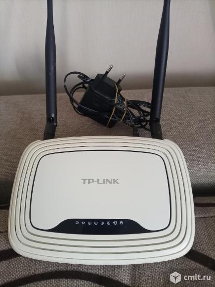 Роутер ТР--LINK. Фото 1.