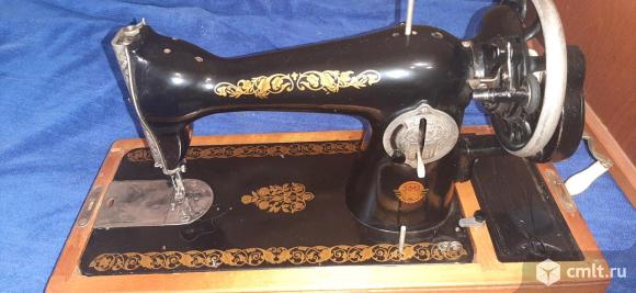 Швейная машинка. Фото 1.