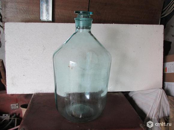 Бутыли стеклянные 5-литровые и 10-литровая. Фото 2.