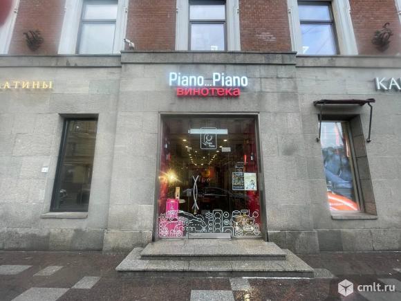 Продается готовый бизнес сеть винотек 63.3 м2. Фото 1.