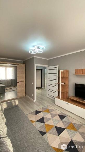 1-к. квартира, 39 м2, 4/17 эт.. Фото 1.