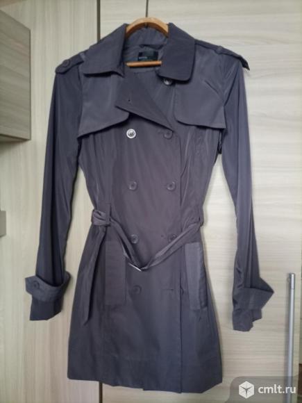 Плащ ,куртка демисезонные.. Фото 1.