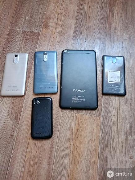 Телефон Digma. Фото 4.