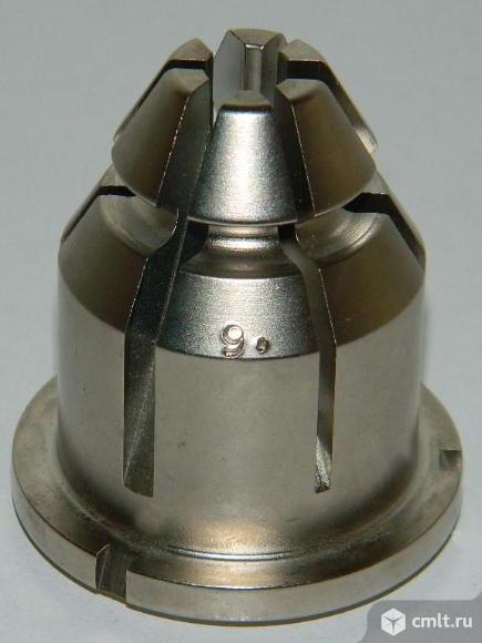 Цанговый патрон массивный 9/13 мм конус под СОЖ для фрезерного станка. Фото 1.