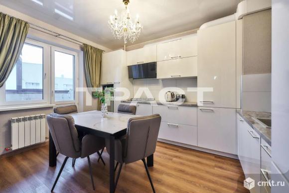 3-комнатная квартира 87,9 кв.м. Фото 1.