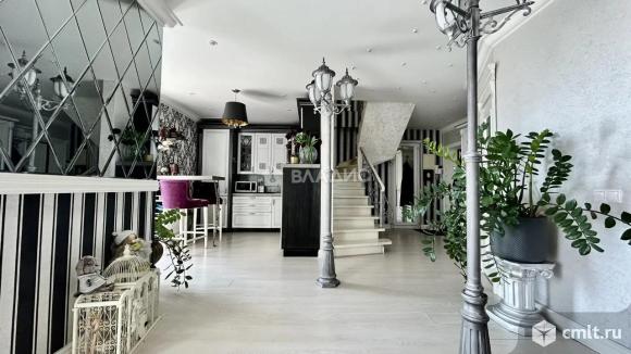 3-комнатная квартира 164 кв.м. Фото 1.