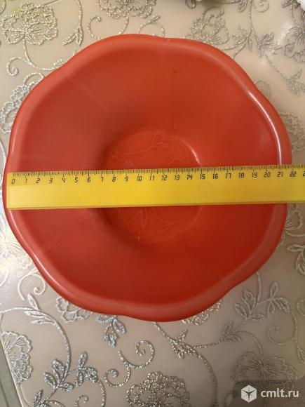 Миски и чашки пластиковые. Фото 7.
