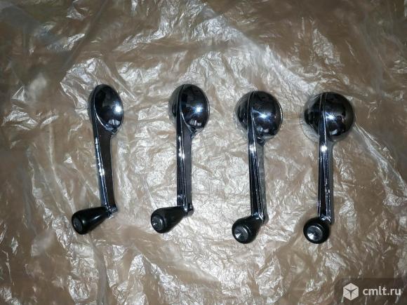 Ручки стеклоподъёмников Газ 24 Волга. Фото 1.