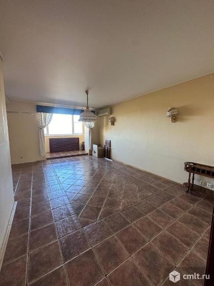 4-комнатная квартира 141 кв.м. Фото 1.