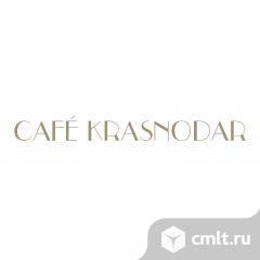 Официант в ресторан "Cafe Krasnodar". Фото 1.