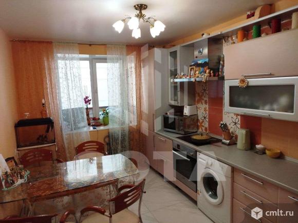 2-комнатная квартира 70,5 кв.м. Фото 1.