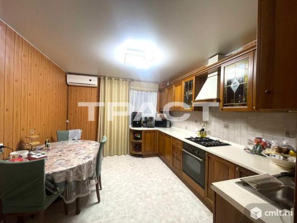 4-комнатная квартира 120 кв.м. Фото 1.