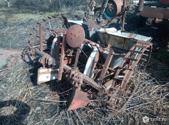 Картофелесажалка самодельная. Фото 1.