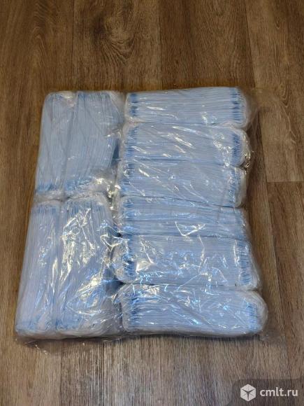 Маска защитная трехслойная на резинках  500 шт.. Фото 2.