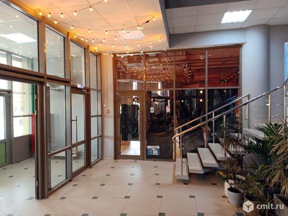 Сдам в аренду помещение 57,2 кв.м. на первом этаже гостиницы. Фото 1.