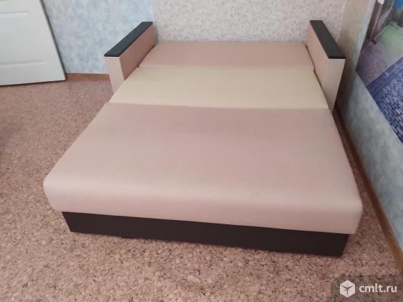 Диван отличный. Фото 1.