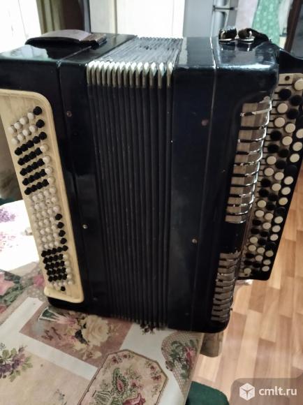 Баян Этюд из СССР. Фото 1.