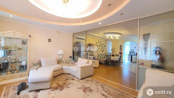 4-комнатная квартира 147,7 кв.м. Фото 1.