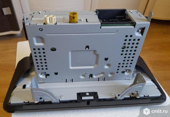 Продаю штатную магнитолу volkswagen polo 6 liftback оригинал. Фото 4.