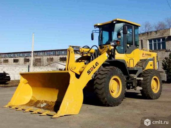 Услуги аренды фронтальных погрузчиков. Фото 1.