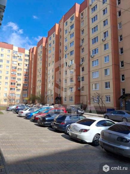 3-комнатная квартира 70,4 кв.м. Фото 1.