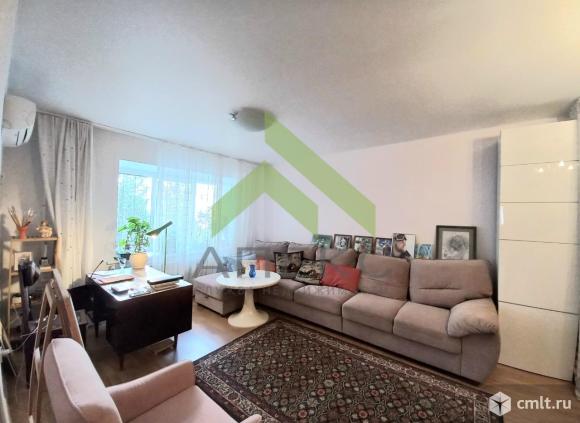 2-комнатная квартира 90 кв.м. Фото 1.