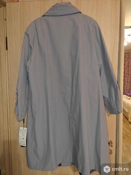Плащ женский новый 64 р-р. Фото 1.
