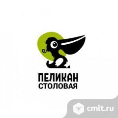 Работник кафе быстрого питания. Фото 1.