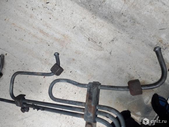 Трубки топливные тнвд DAF 95XF e2 1323807 1323808. Фото 1.