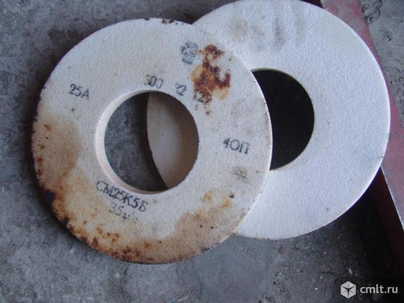 Мощный точильный станок. Фото 3.