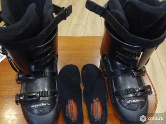 Горнолыжные ботинки 27-27,5 (42). Фото 1.
