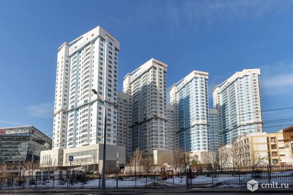 Сдается 2-комн. квартира 94 кв.м.. Фото 1.