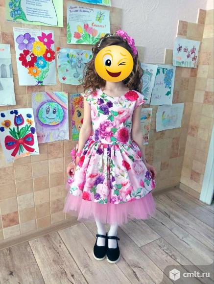 Платье праздничное пышное в цветочек рост 128 (8 лет). Фото 6.