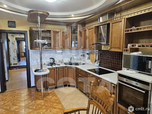 3-комнатная квартира 136 кв.м. Фото 1.