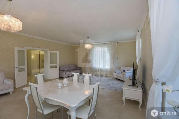 Дом 218 кв.м. Фото 1.