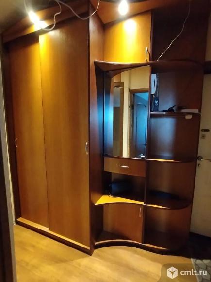 Шкаф раздвижной в прихожую б/у. Фото 2.