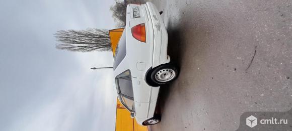 Toyota Sprinter - 1996 г. в.. Фото 1.